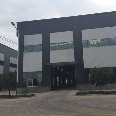 Q235 Q355 स्टील फ्रेम के साथ कस्टम स्टील स्ट्रक्चर वेयरहाउस