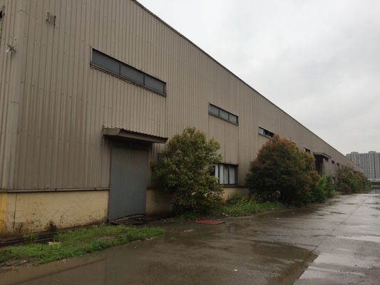 Q235B इस्पात संरचना कार्यशाला / अनुकूलन योग्य रंगों और पर्लिन संरचना के साथ धातु कार्यशाला