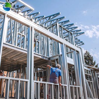 विक्टोरियन और आधुनिक शैलियों के लिए स्टील सैंडविच पैनल और सीएडी ड्राइंग डिज़ाइन के साथ बोल्ट कनेक्शन स्टील स्ट्रक्चर वेयरहाउस